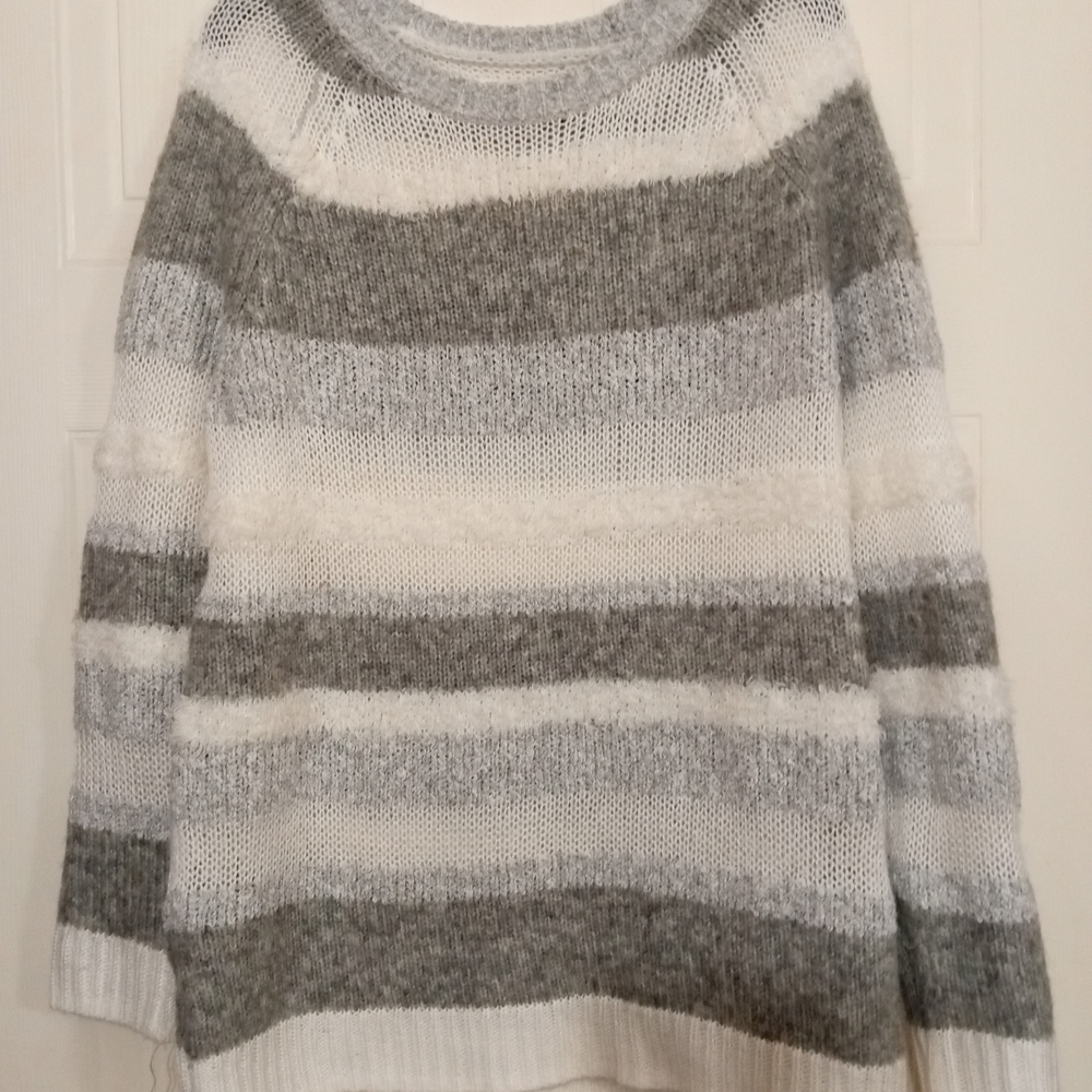 Lou & Grey Women's Striped Sweater in Gray and White